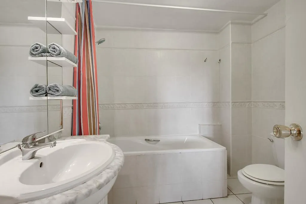 400 M De La Playa Apartment Mijas 0*,
